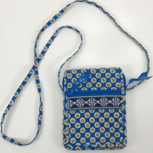 Vera Bradley ® Cross Body